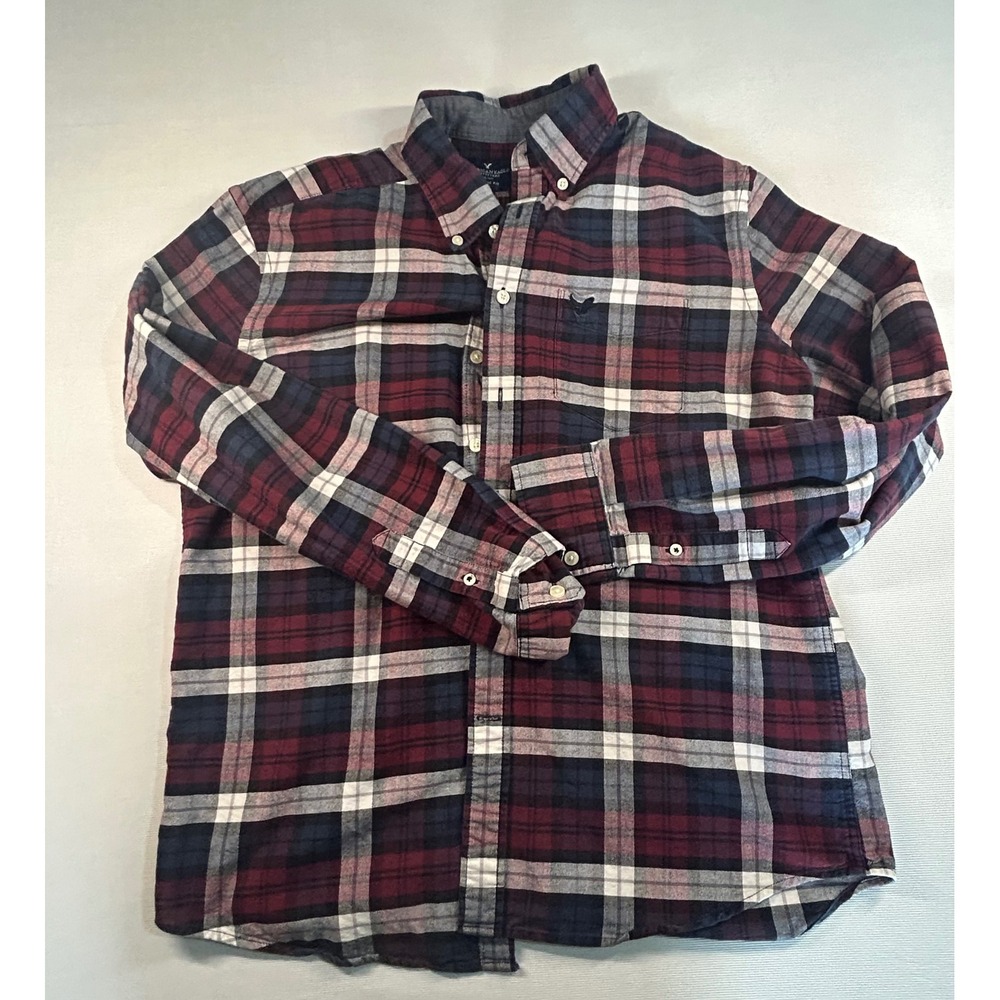 American Eagle Mens Flannel Shirt Medium Classic Fit Plaid Burgundy Navy Blue